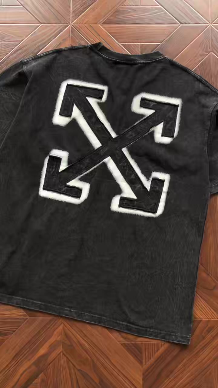 O⭐⭐-w⭐⭐te T-shirt · 4