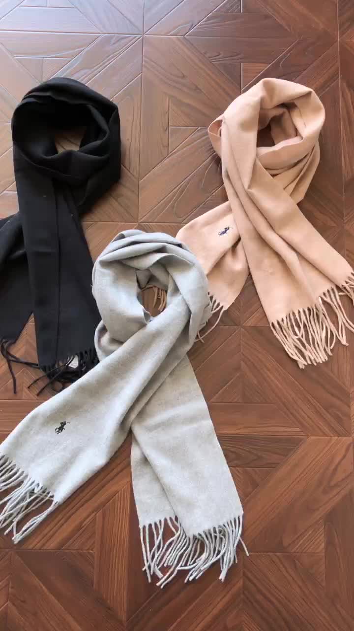 Ra⭐ Ph ⭐ Au⭐ En Scarf