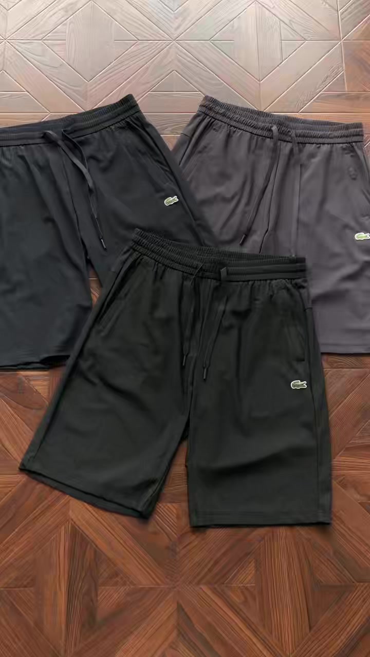 L⭐ C⭐ St⭐ Shorts · 4