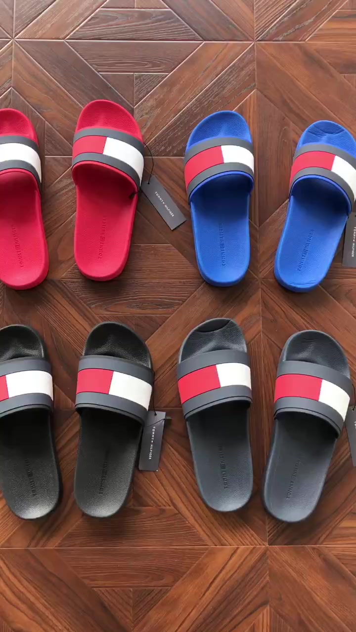 T ⭐⭐ ⭐ H⭐⭐ ⭐r Slippers