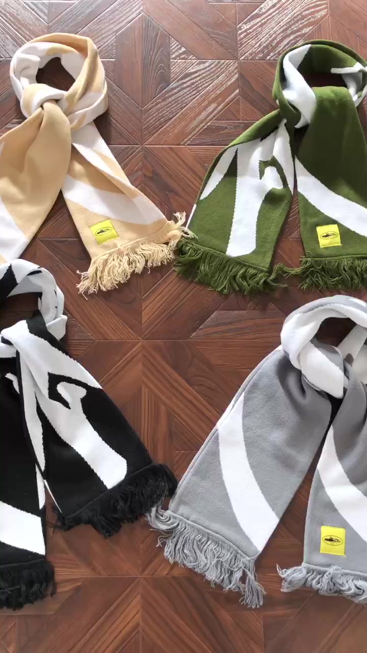 C⭐rt⭐⭐z Scarf