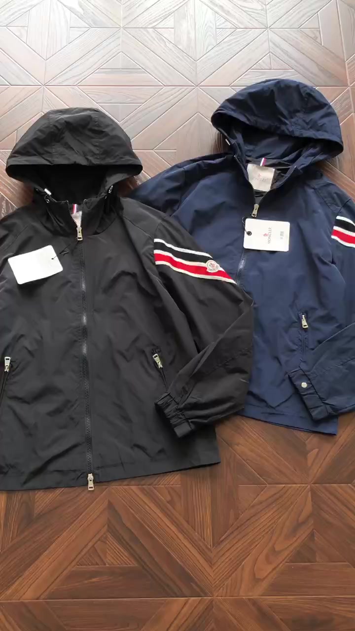 M⭐⭐⭐⭐⭐r Jacket · 4