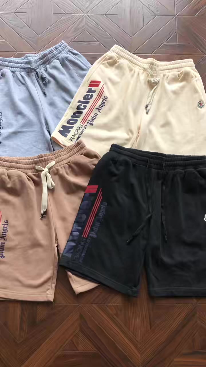 M⭐⭐⭐⭐⭐r Shorts · 4