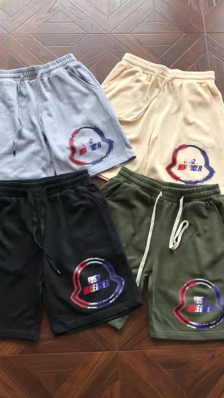 M⭐⭐⭐⭐⭐r Shorts · 4