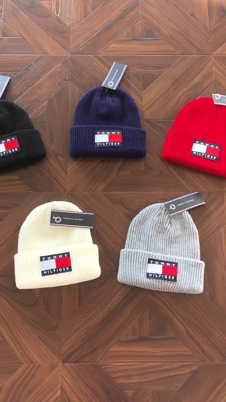 T ⭐⭐ ⭐ H⭐⭐ ⭐r Cap