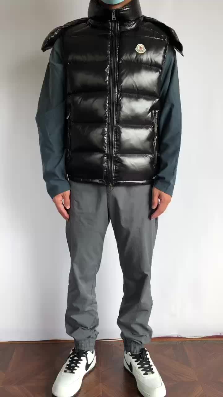 M⭐⭐⭐⭐⭐r Down Vest · 4