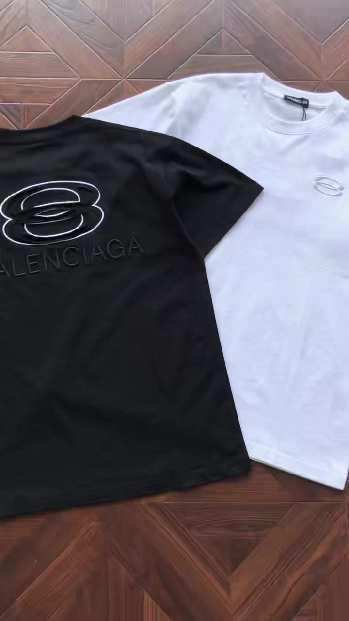 B⭐l⭐⭐⭐ia⭐a T-shirt · 4