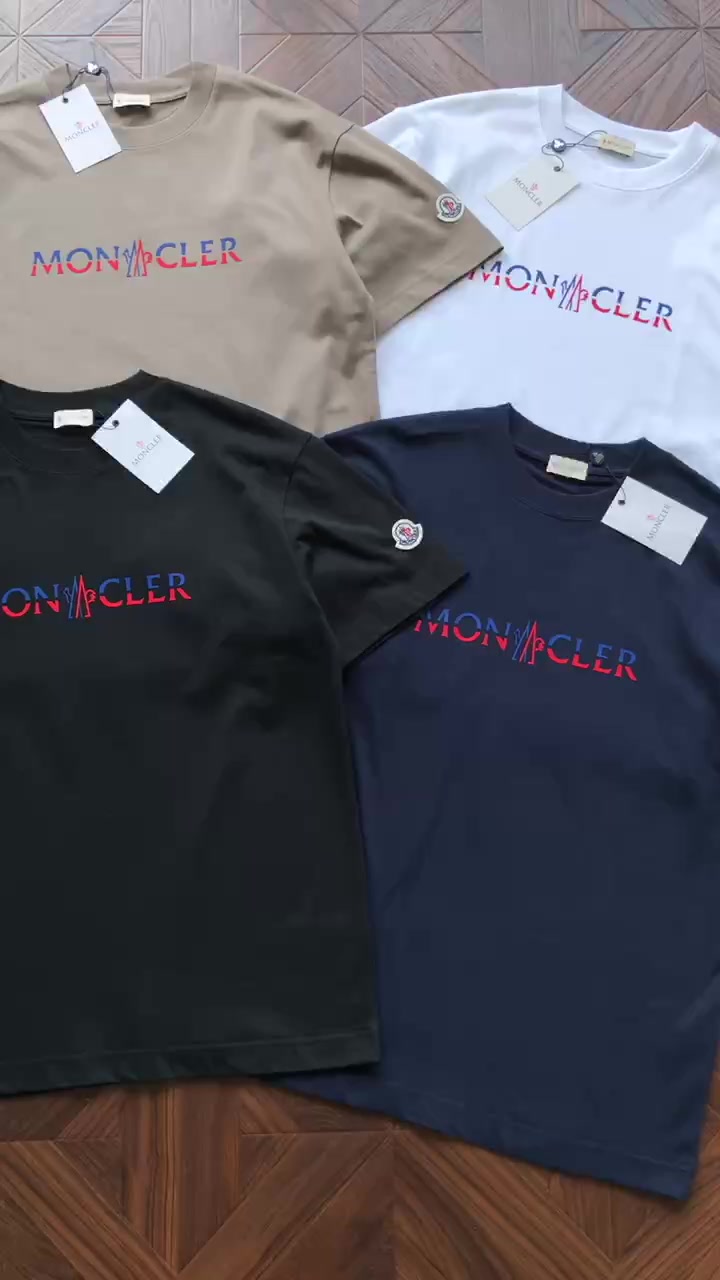 M⭐⭐⭐⭐⭐r T-shirt · 4