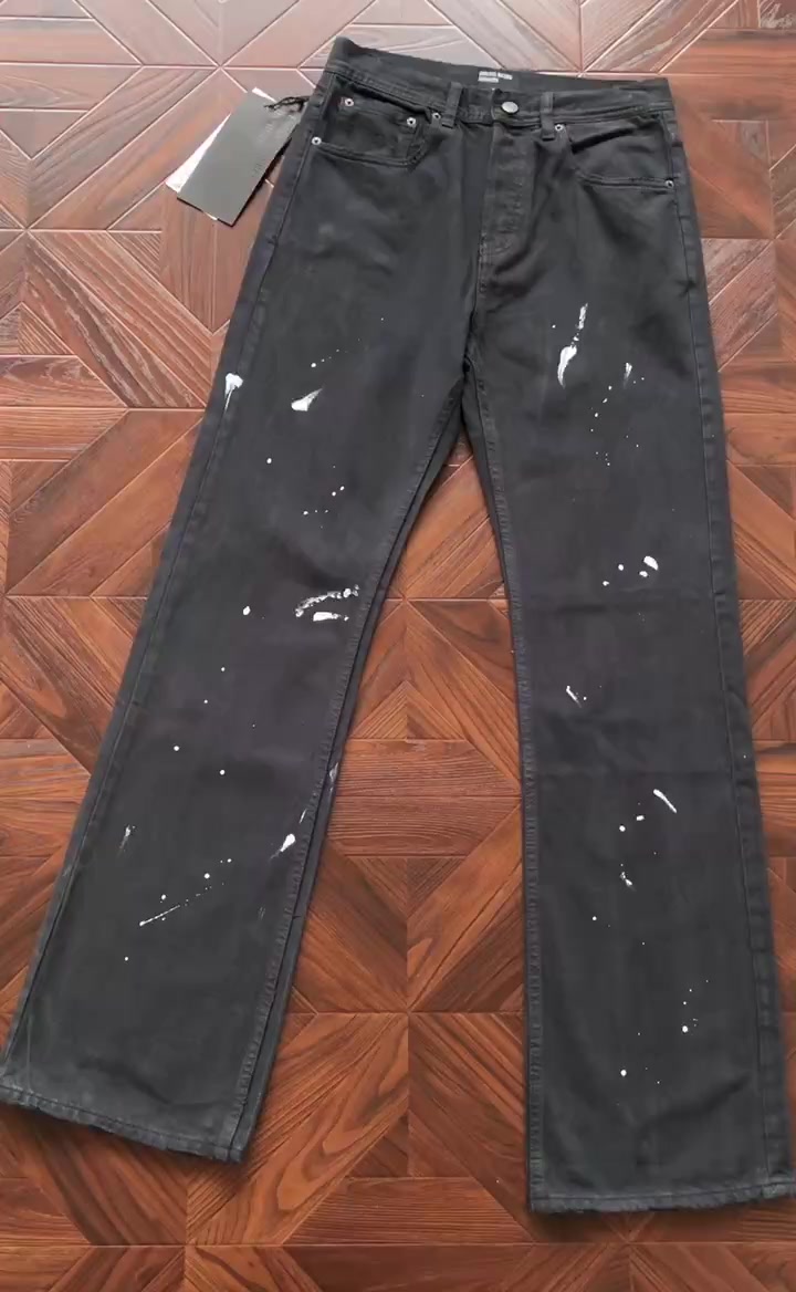 E.r.d Trousers · 4