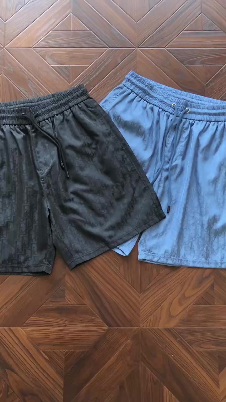 G⭐ C⭐ I Shorts · 4