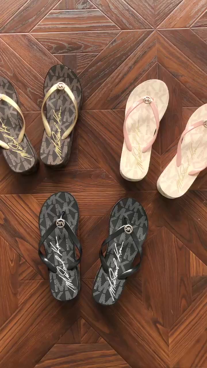 Mi⭐ H⭐ El K⭐ ⭐ S Slippers