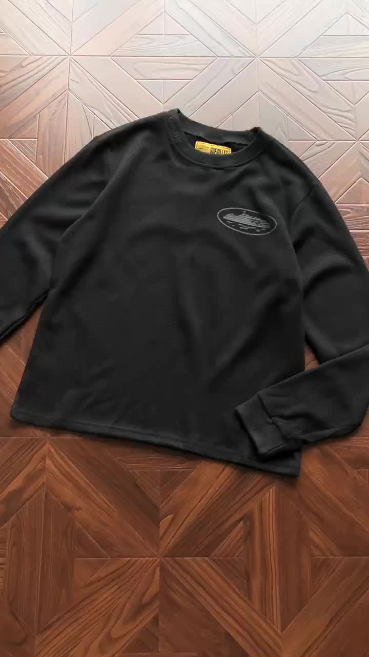 C⭐rt⭐⭐z Long-sleeve · 3