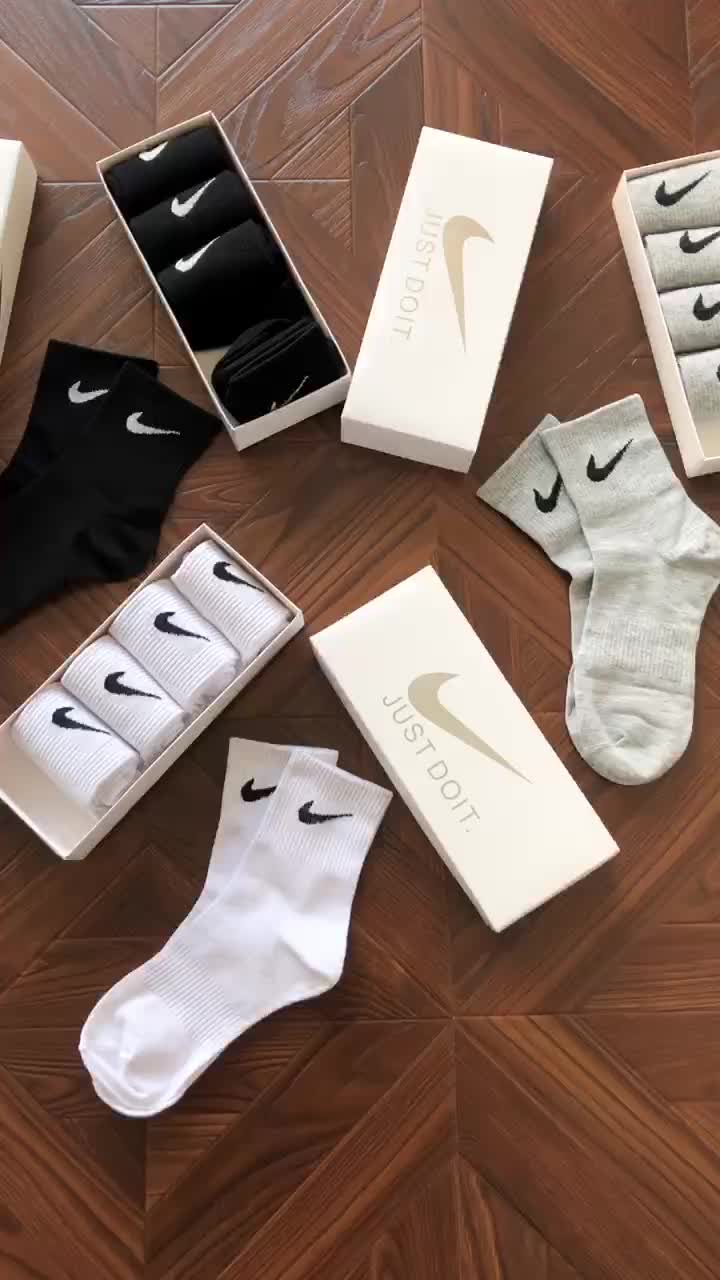 N⭐ K⭐ Socks