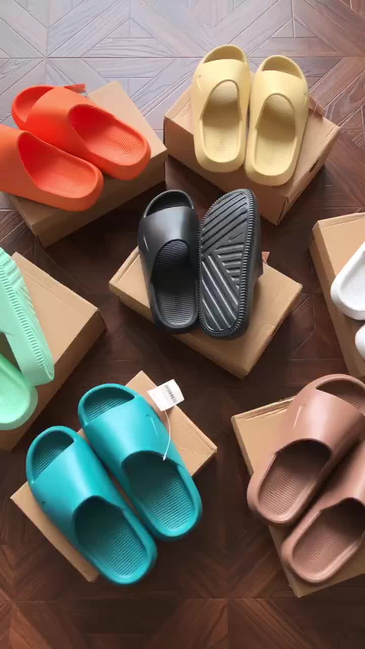 Sale N⭐ K⭐ Slippers 4