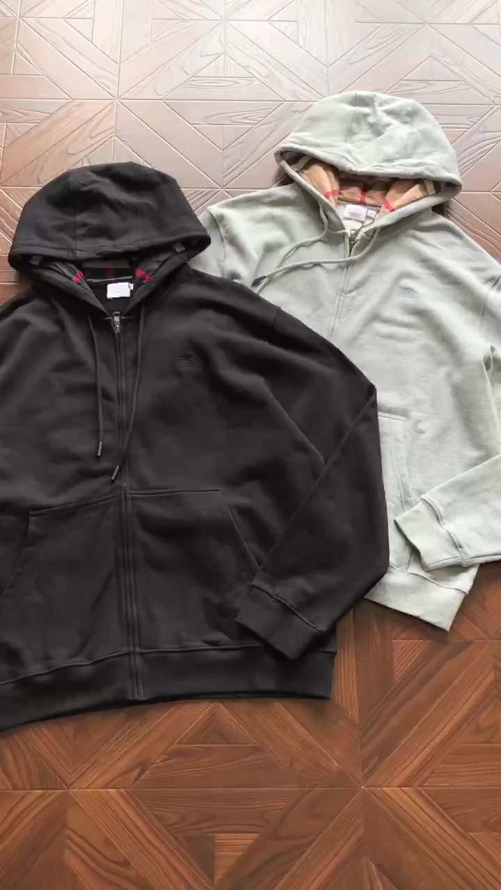 B⭐ Rb⭐ Rry Hoodie · 4